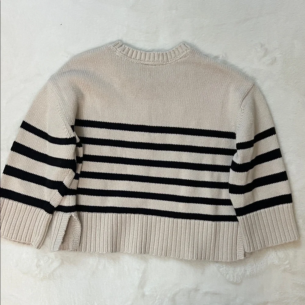 GAP Baby 24/7 Split-Hem Stripe Sweater Size 5T